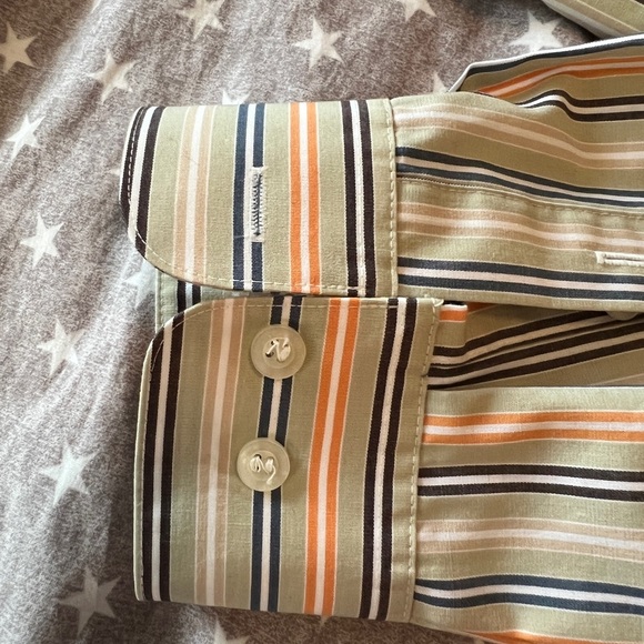 ORVIS Carefree striped oxford - size 12. Like new. - Picture 4 of 5